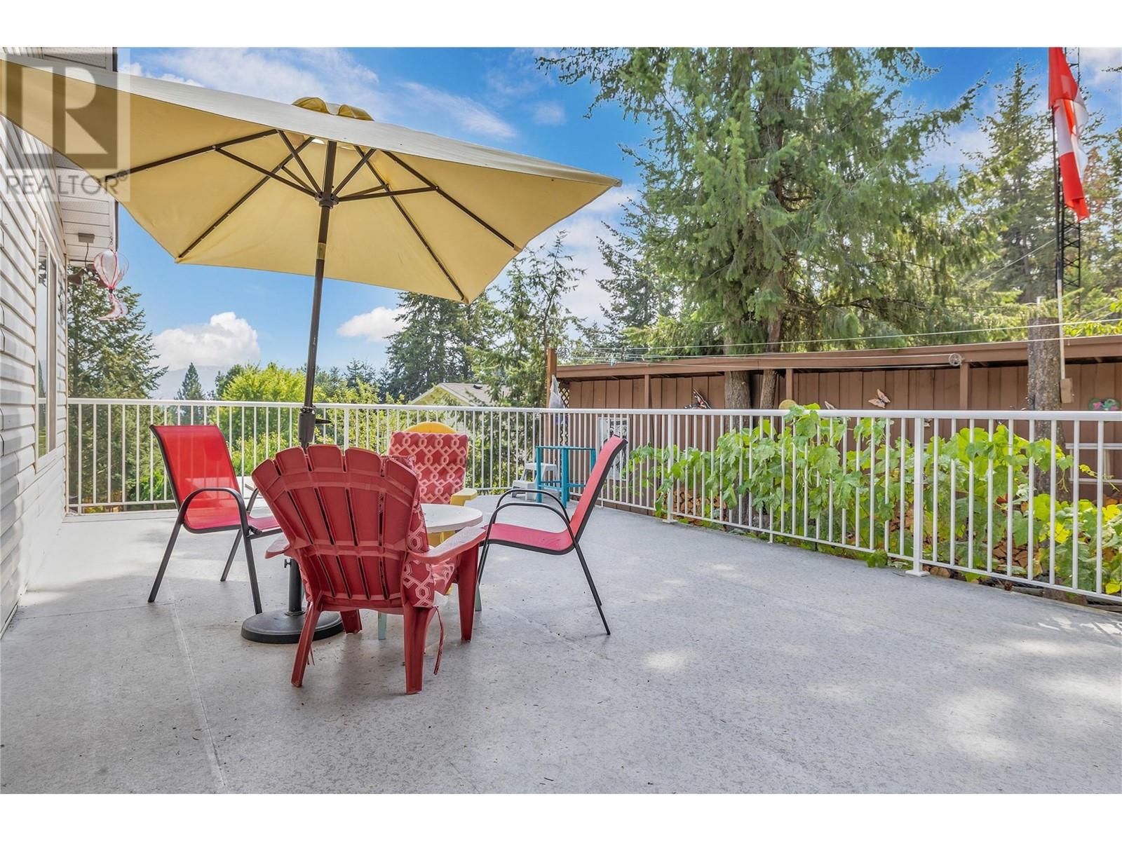 10736 Pinecrest Road, Vernon