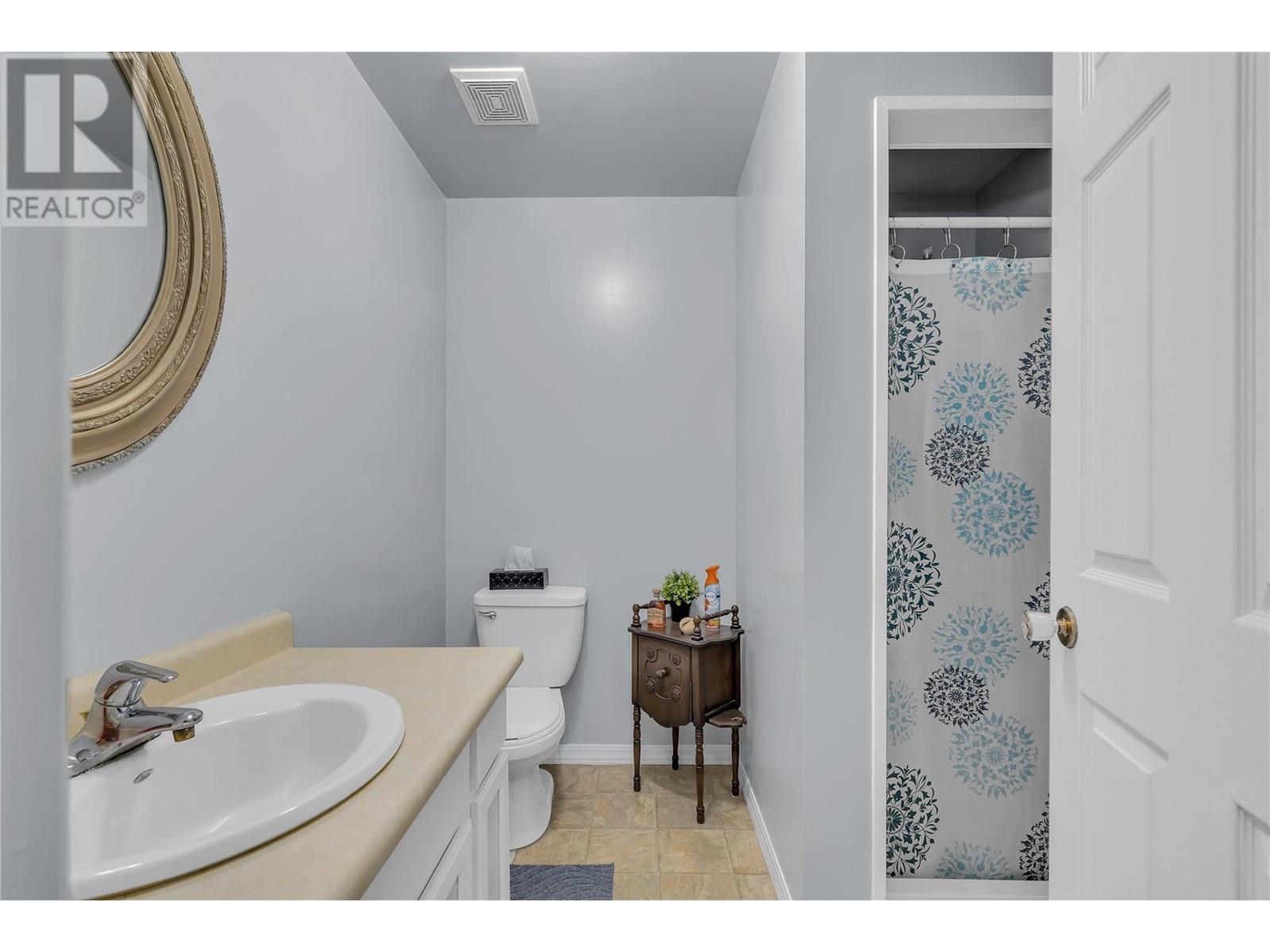 10736 Pinecrest Road, Vernon