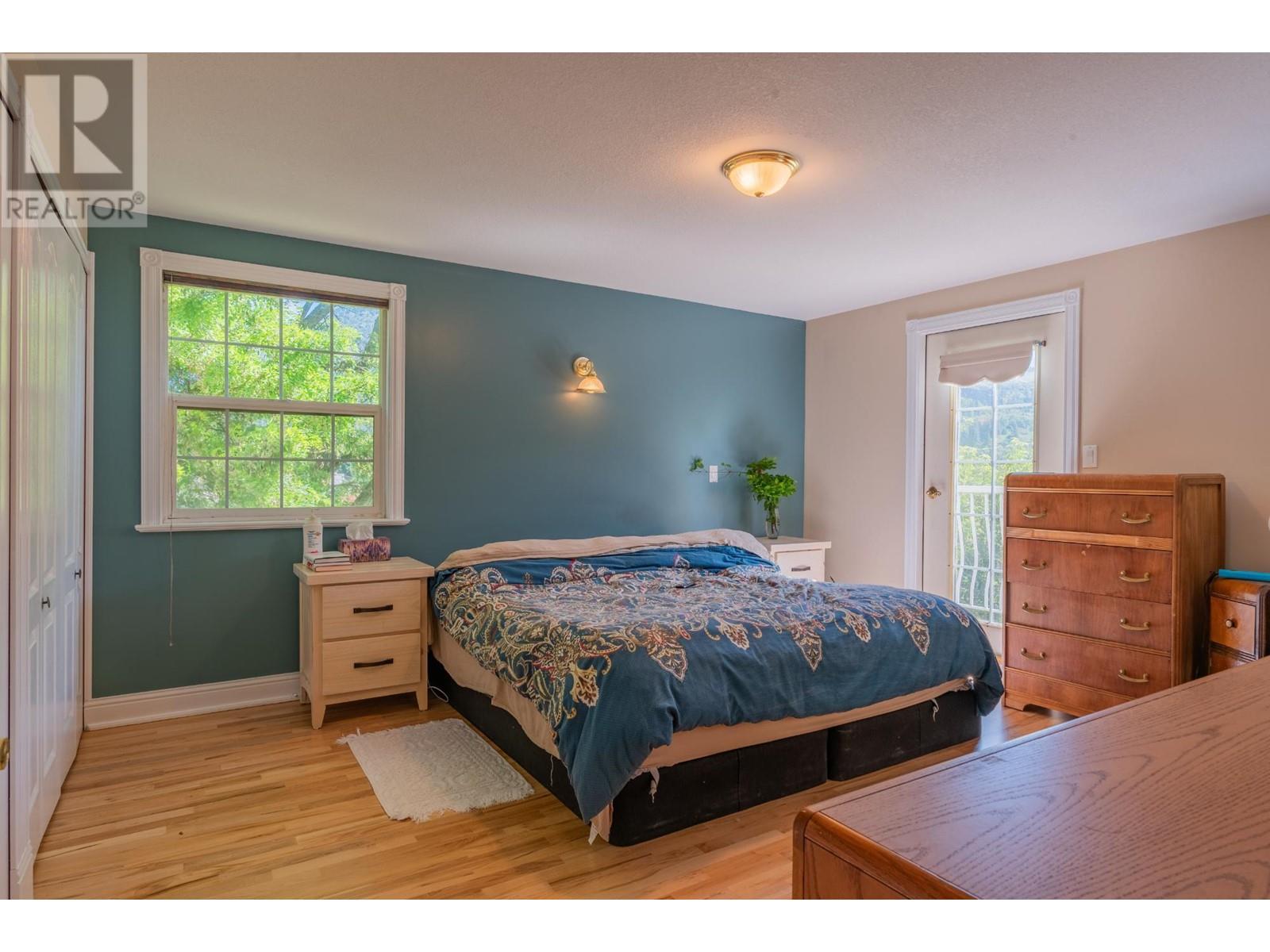 502 7TH Street, Castlegar