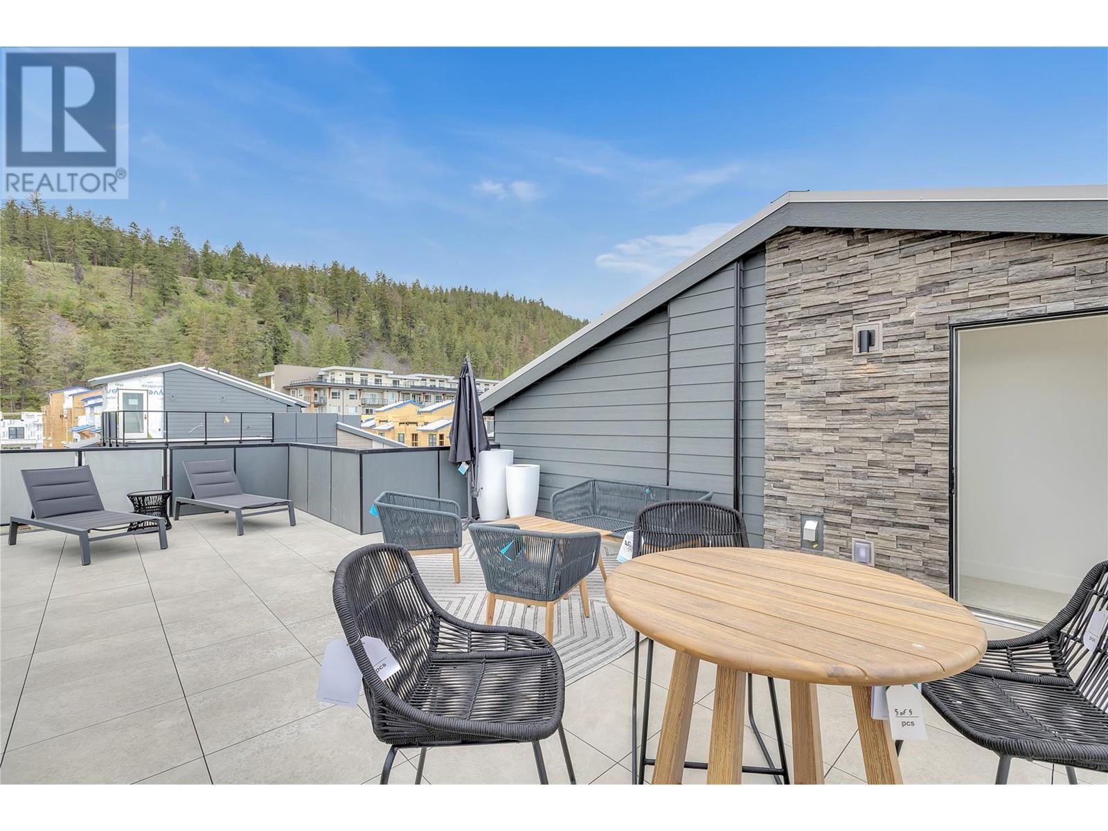 134 1455 Cara Glen Court, Kelowna