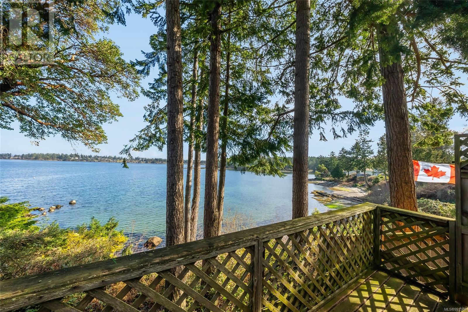 1622 Brunt Rd, Nanoose Bay