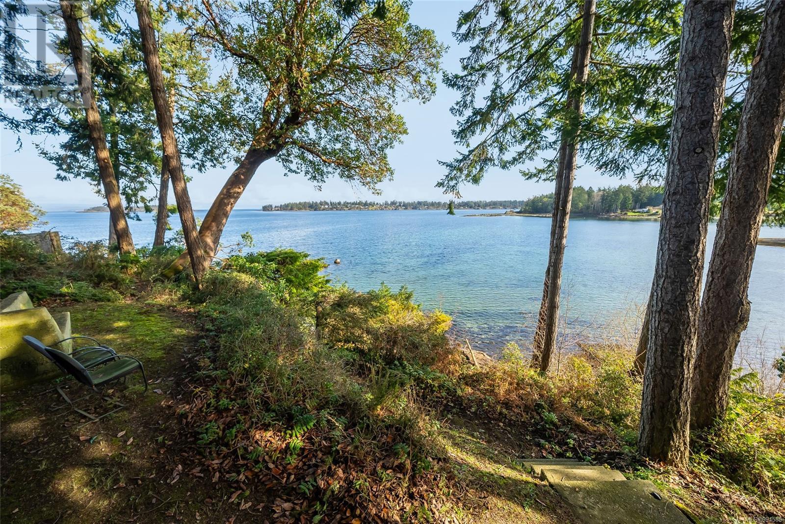 Photo 15 of 1622 Brunt Rd, Nanoose Bay BC