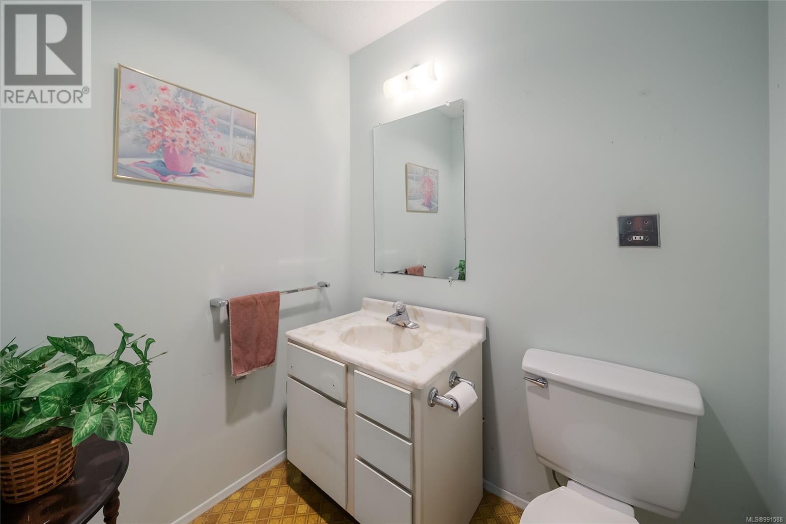 Photo 31 of 1622 Brunt Rd, Nanoose Bay BC