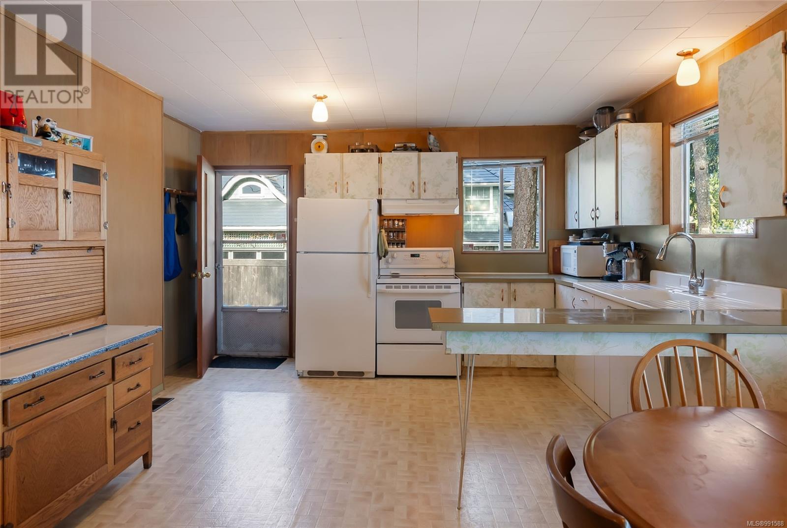 Photo 46 of 1622 Brunt Rd, Nanoose Bay BC