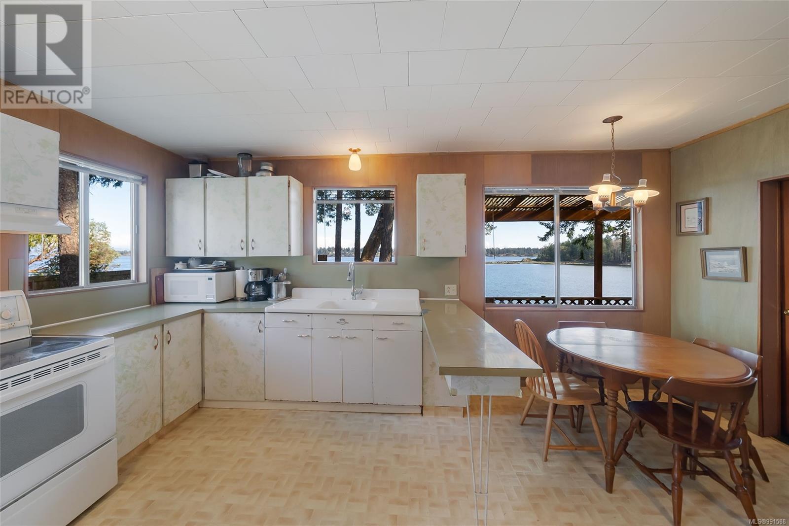Photo 48 of 1622 Brunt Rd, Nanoose Bay BC