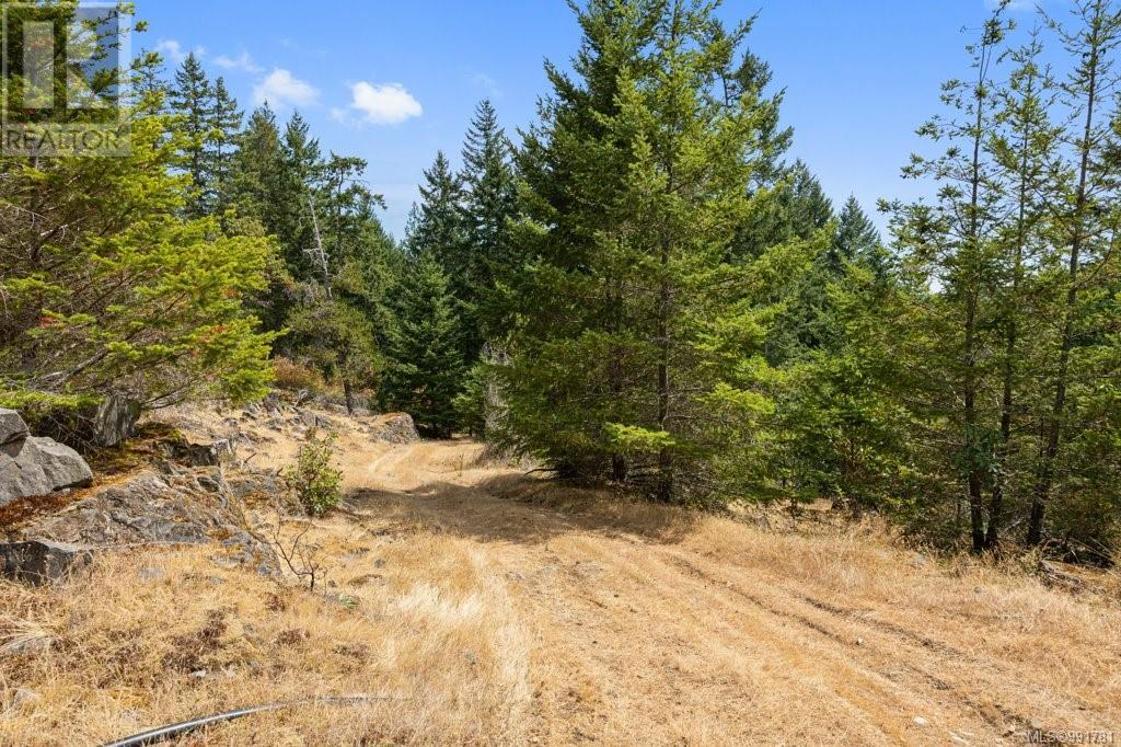 3 Main Rd, Lasqueti Island