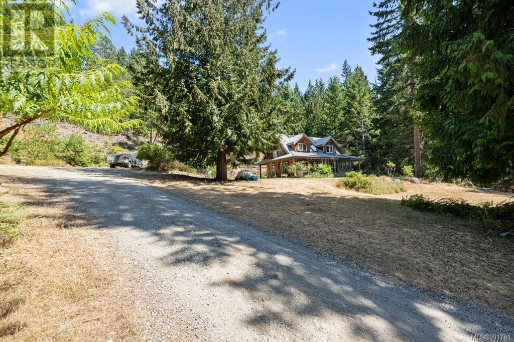 3 Main Rd, Lasqueti Island