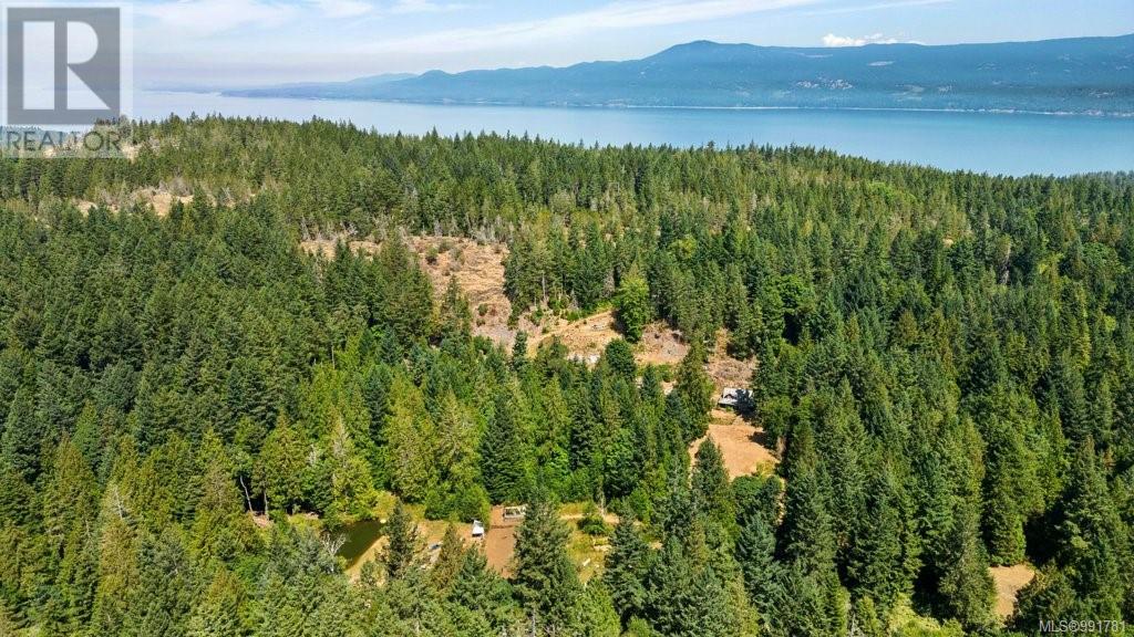 3 Main Rd, Lasqueti Island