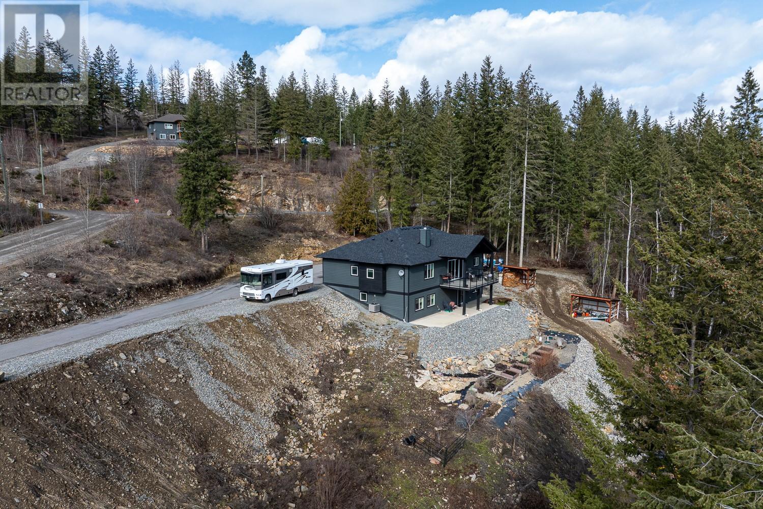  249 Twin Lakes Road, Enderby