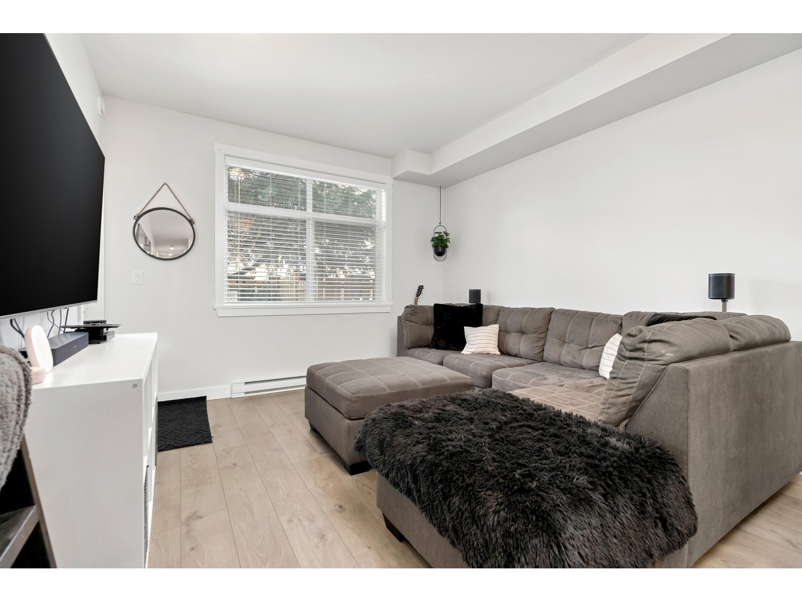 117 20696 EASTLEIGH CRESCENT, Langley real estate listing R2927943