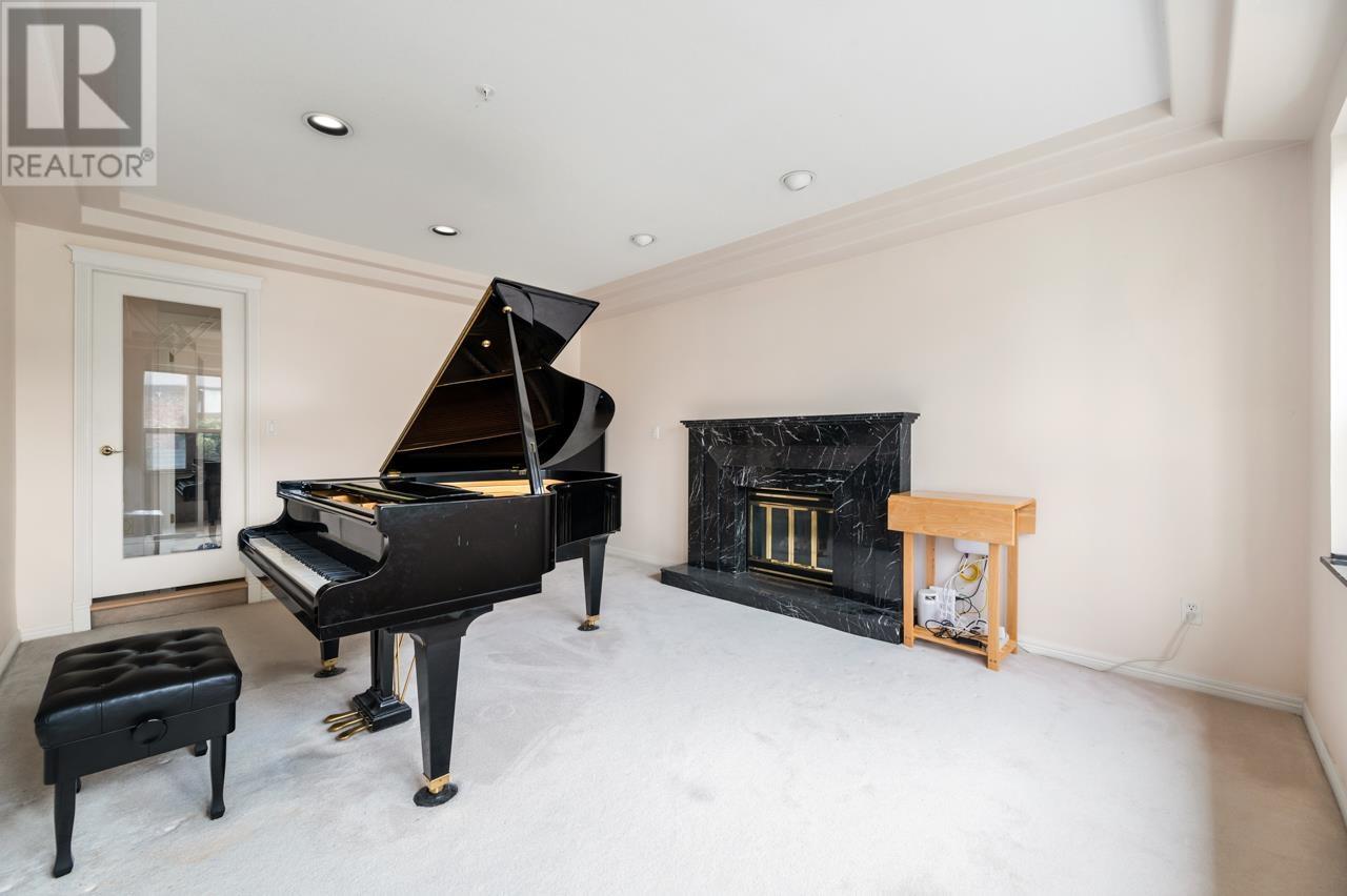 Photo 4 of 7483 Humm Street, Vancouver BC