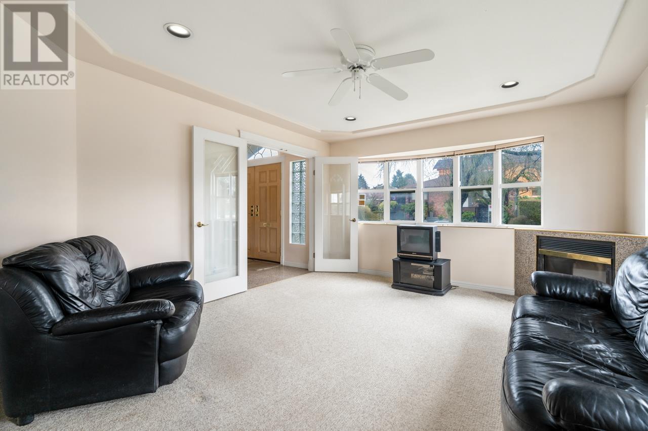 Photo 8 of 7483 Humm Street, Vancouver BC