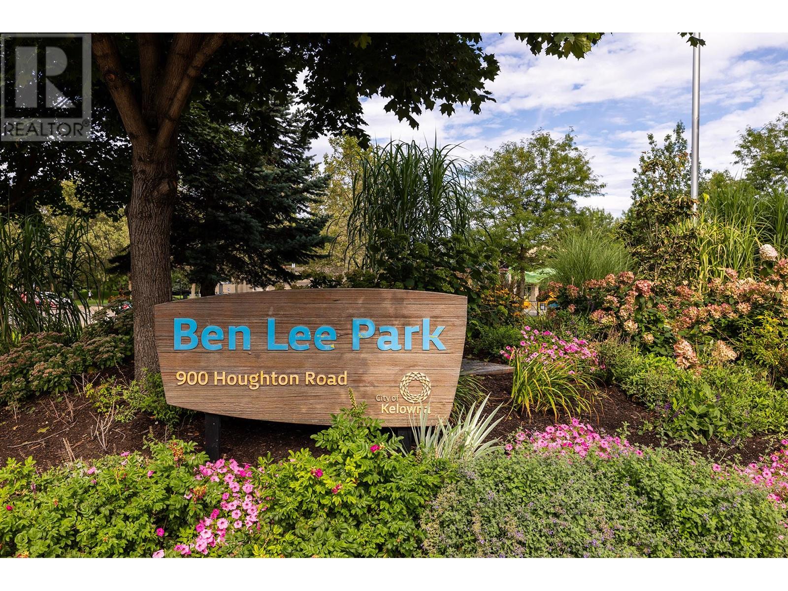 310 445 All Star Court, Kelowna