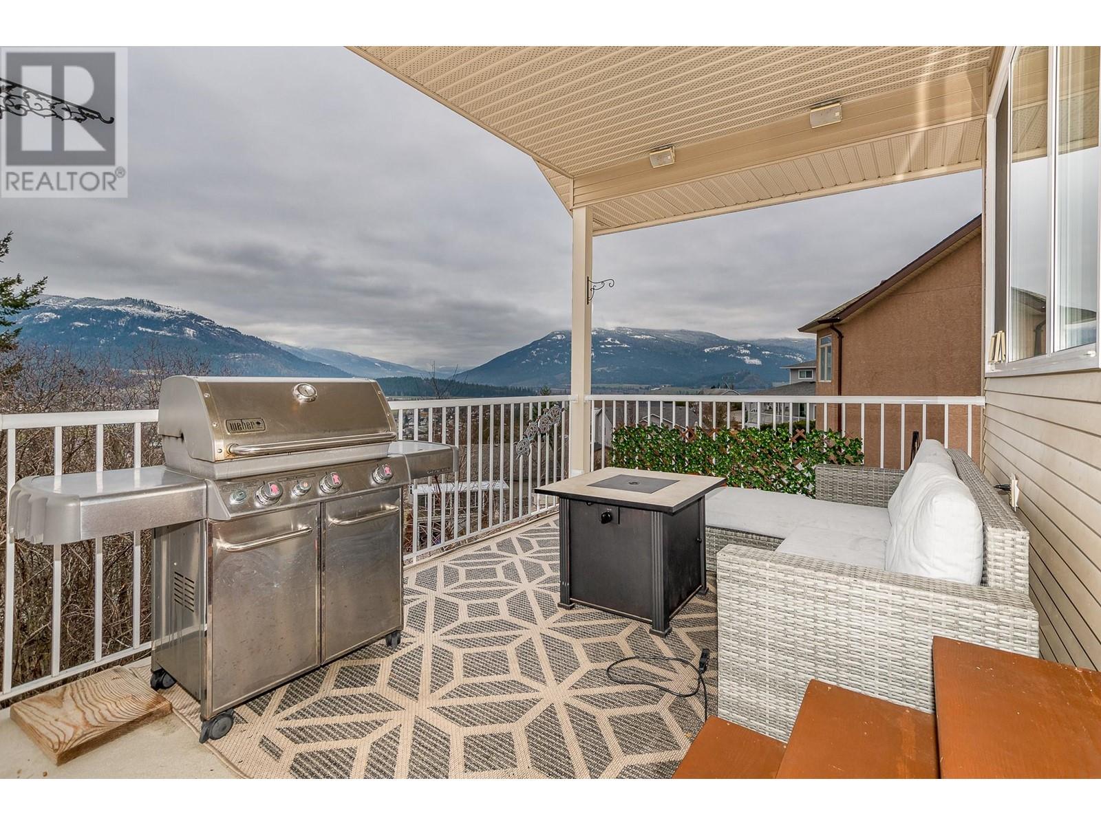  110 Red Rock Crescent, Enderby