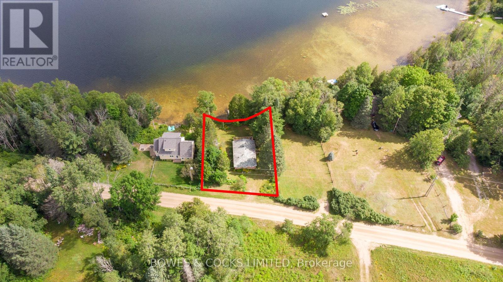 Photo 11 of 197 King Road W, Wollaston ON
