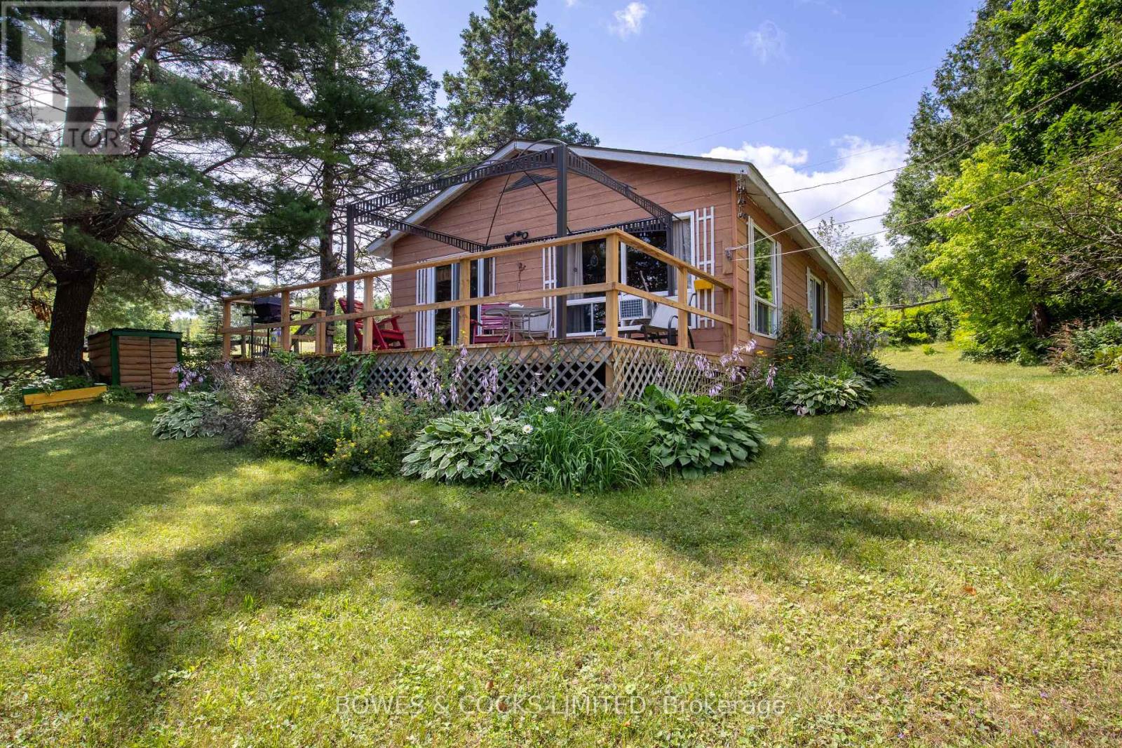Photo 14 of 197 King Road W, Wollaston ON