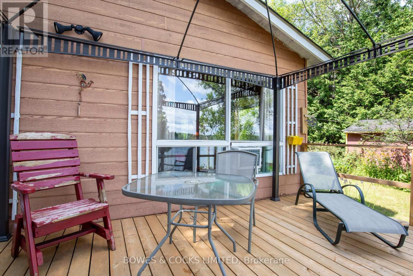 Photo 31 of 197 King Road W, Wollaston ON