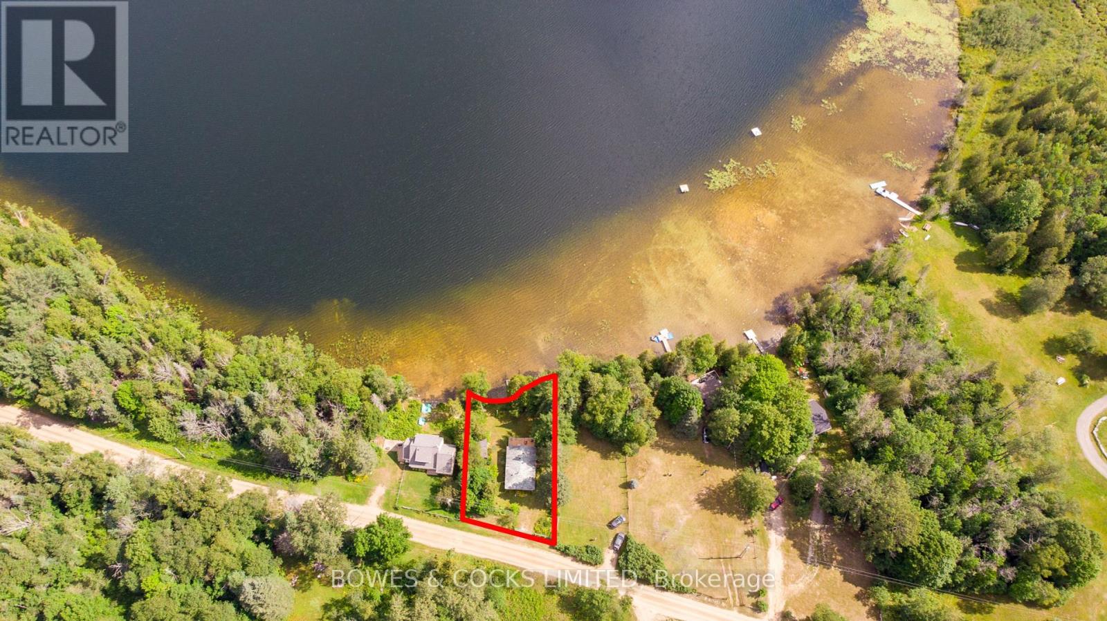 Photo 5 of 197 King Road W, Wollaston ON