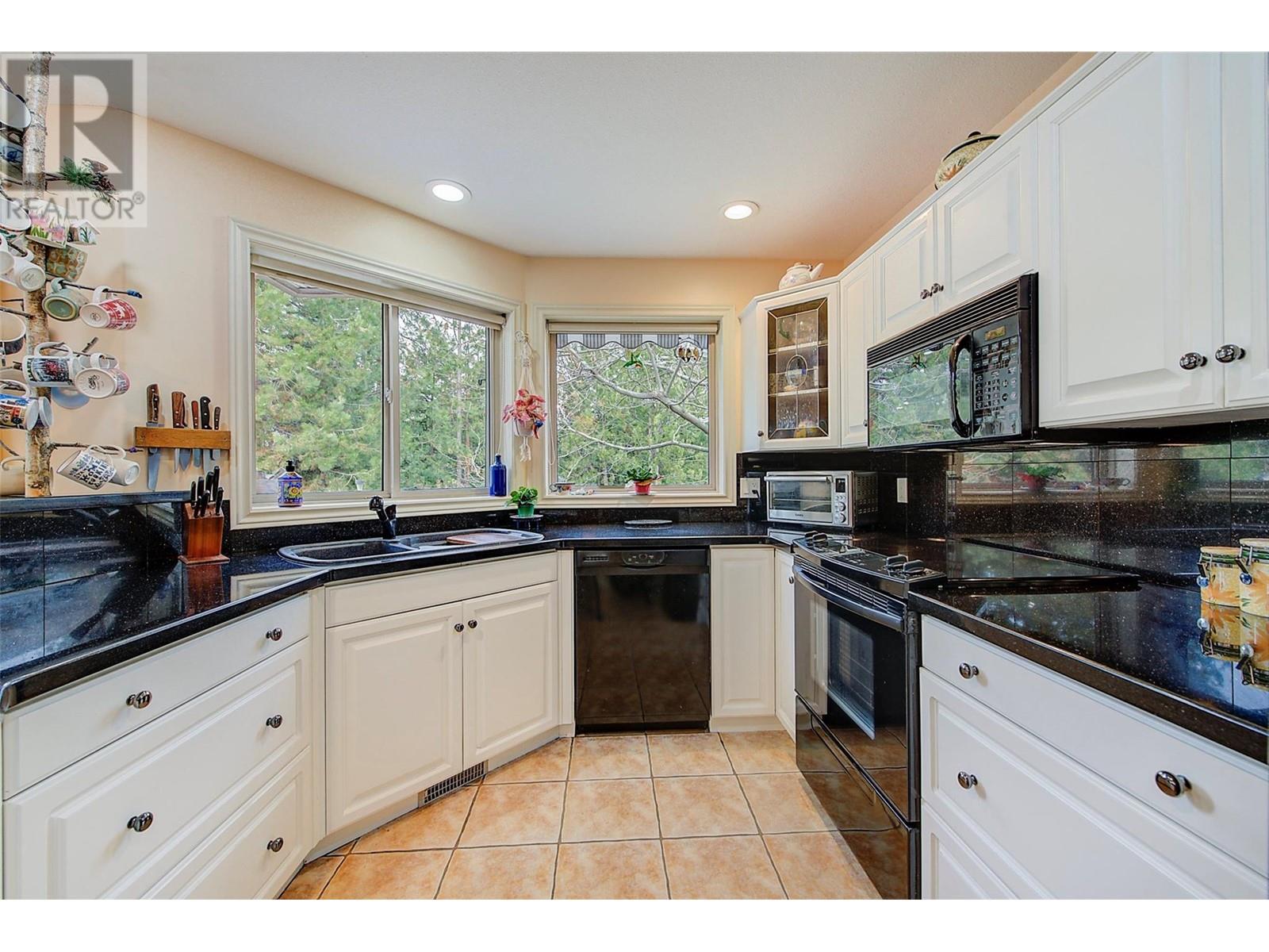 4074 Gellatly Road Unit# 126, West Kelowna