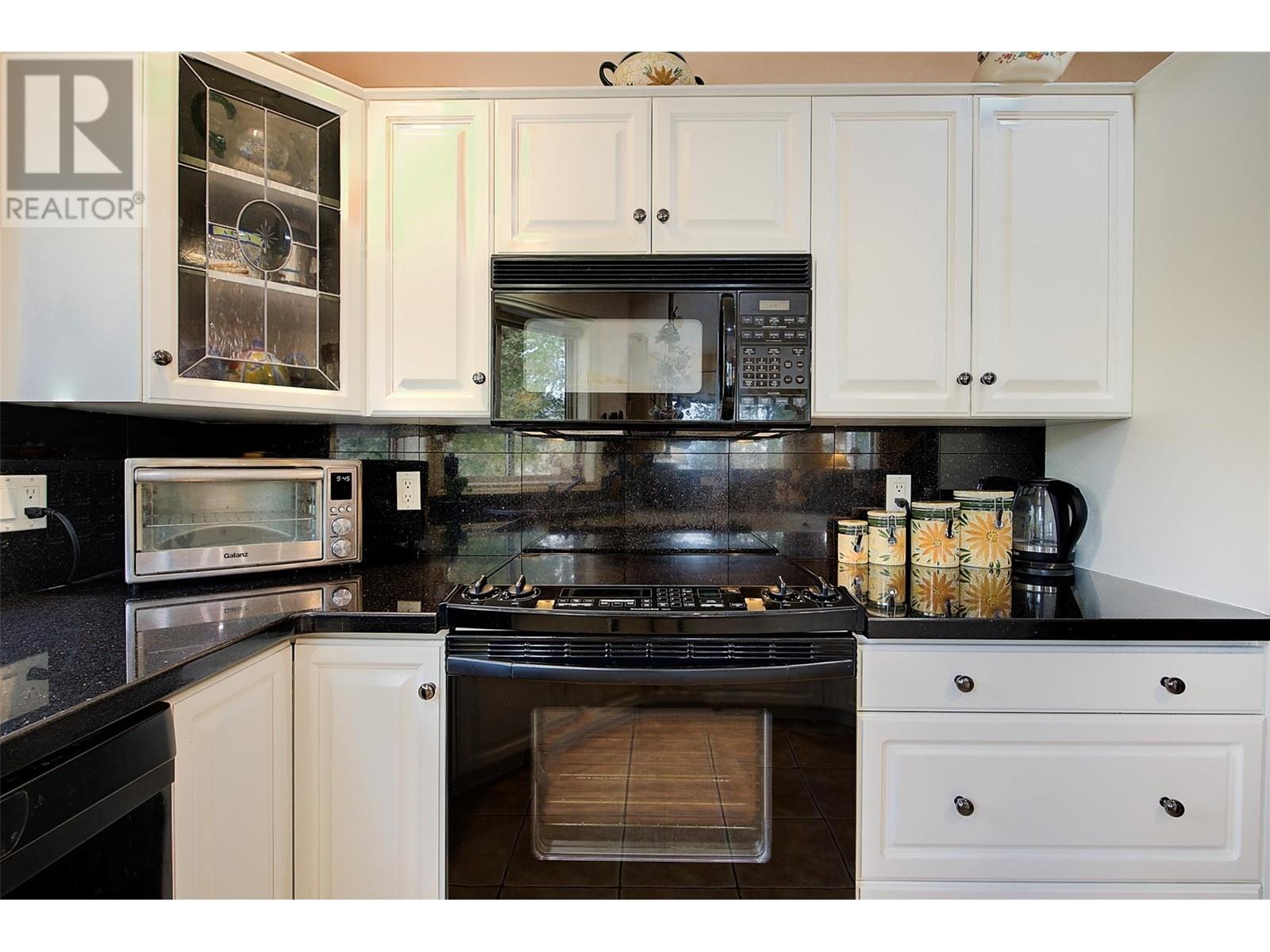 4074 Gellatly Road Unit# 126, West Kelowna