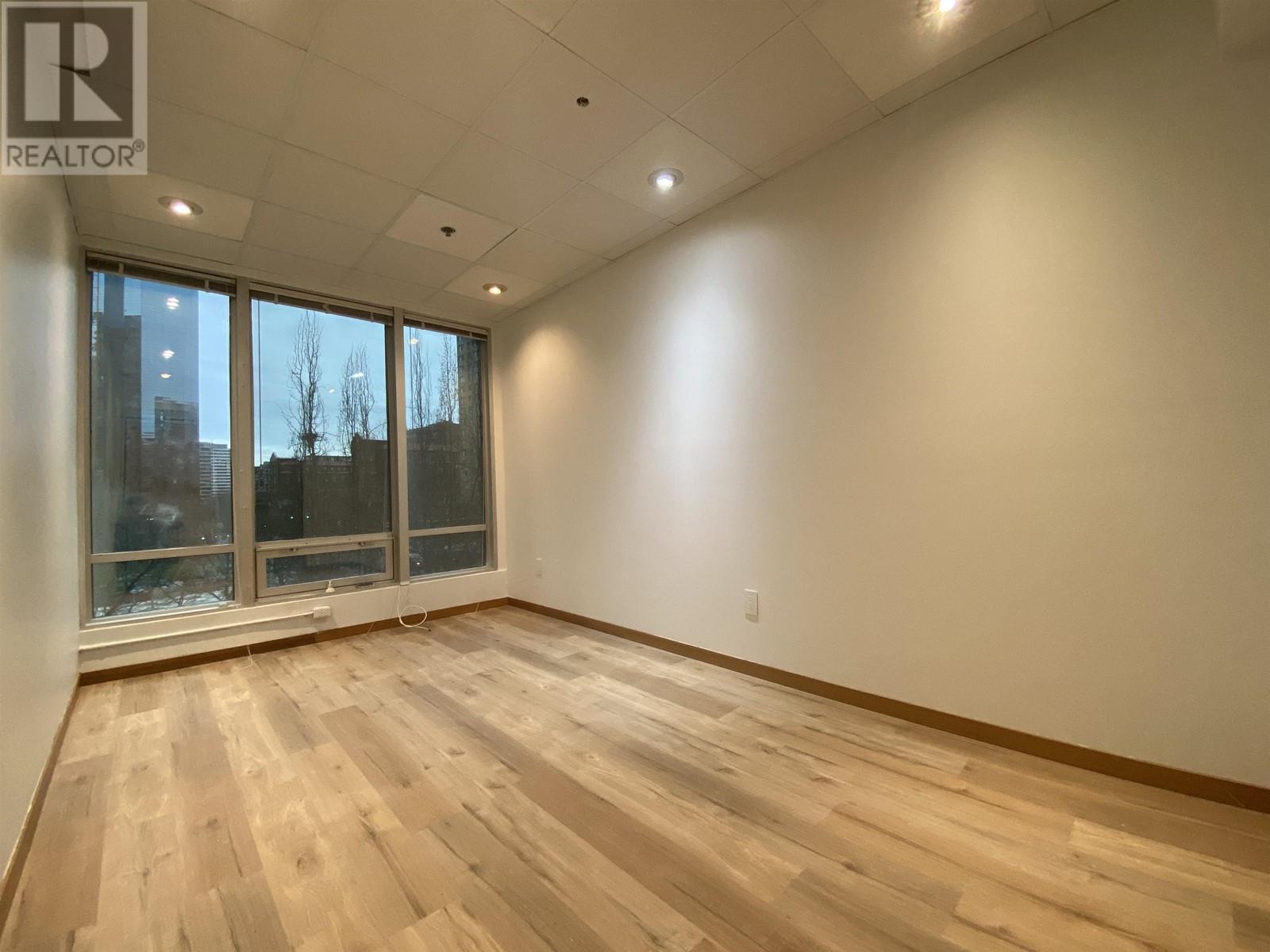 Photo 2 of 219 970 Burrard Street, Vancouver BC