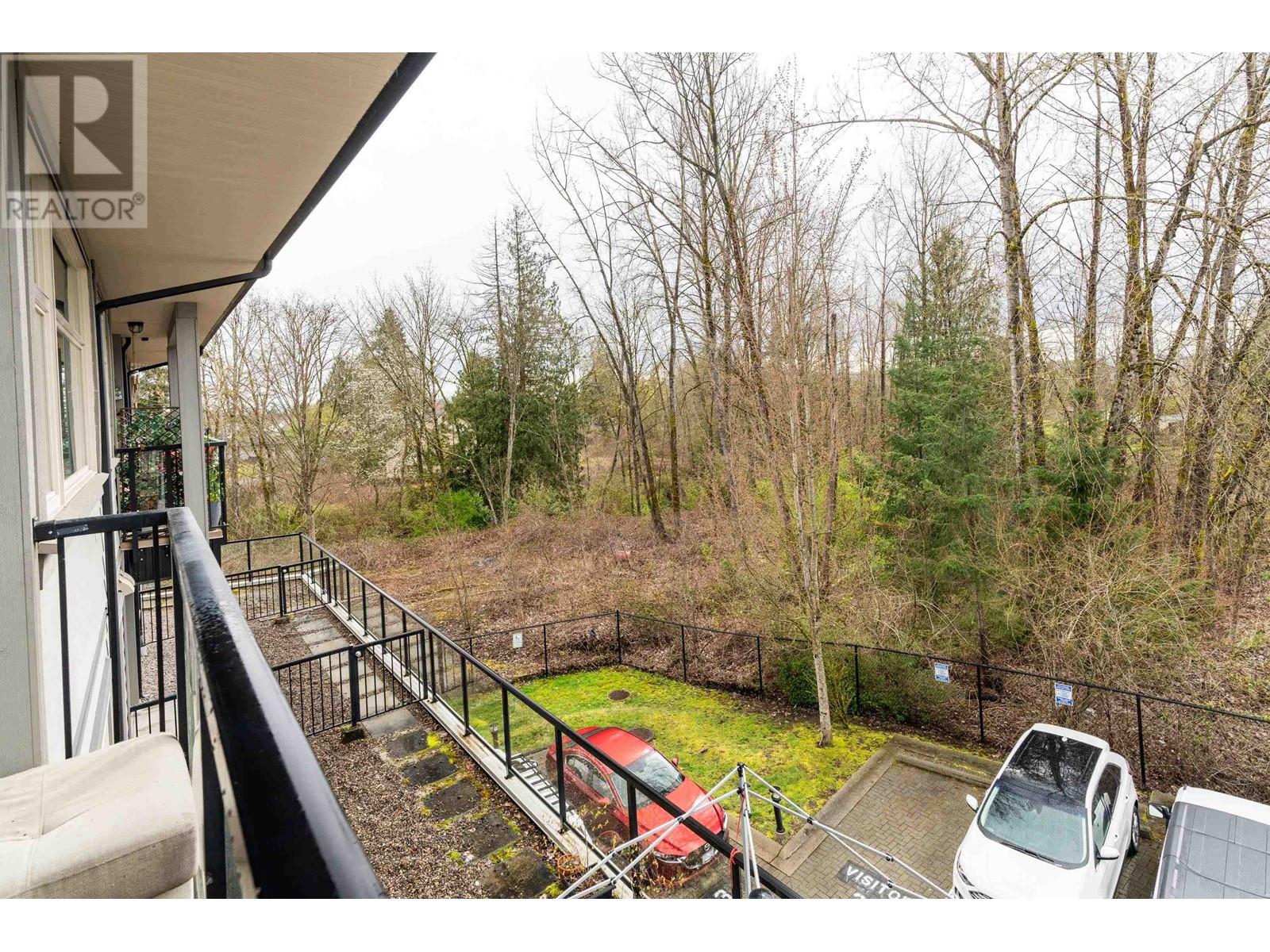 304 22858 LOUGHEED HIGHWAY, Maple Ridge