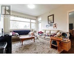 304 22858 Lougheed Highway, Maple Ridge, BC V2X2V6 Photo 13