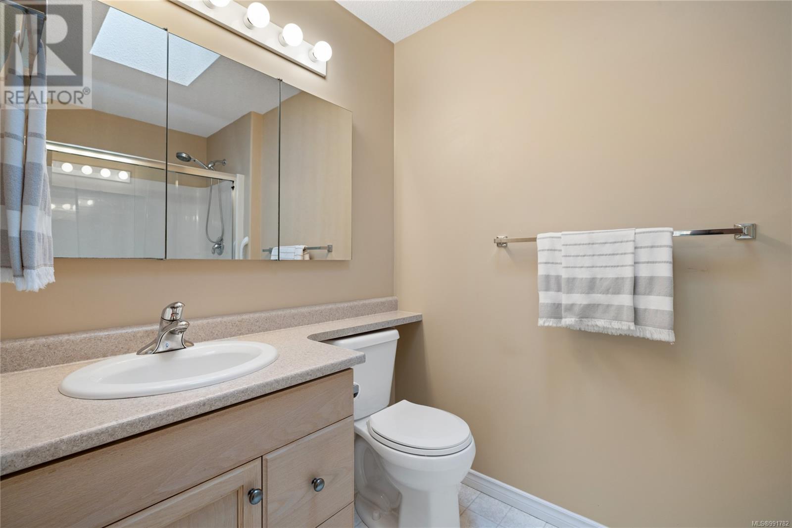 3853 Honey Locust Dr, Nanaimo real estate listing 991782