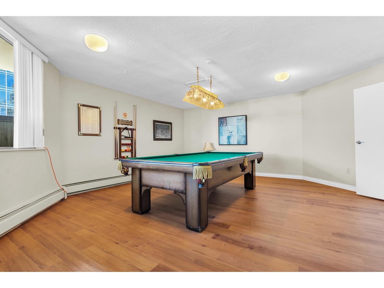 504 1480 FOSTER STREET, White Rock real estate listing R2976179