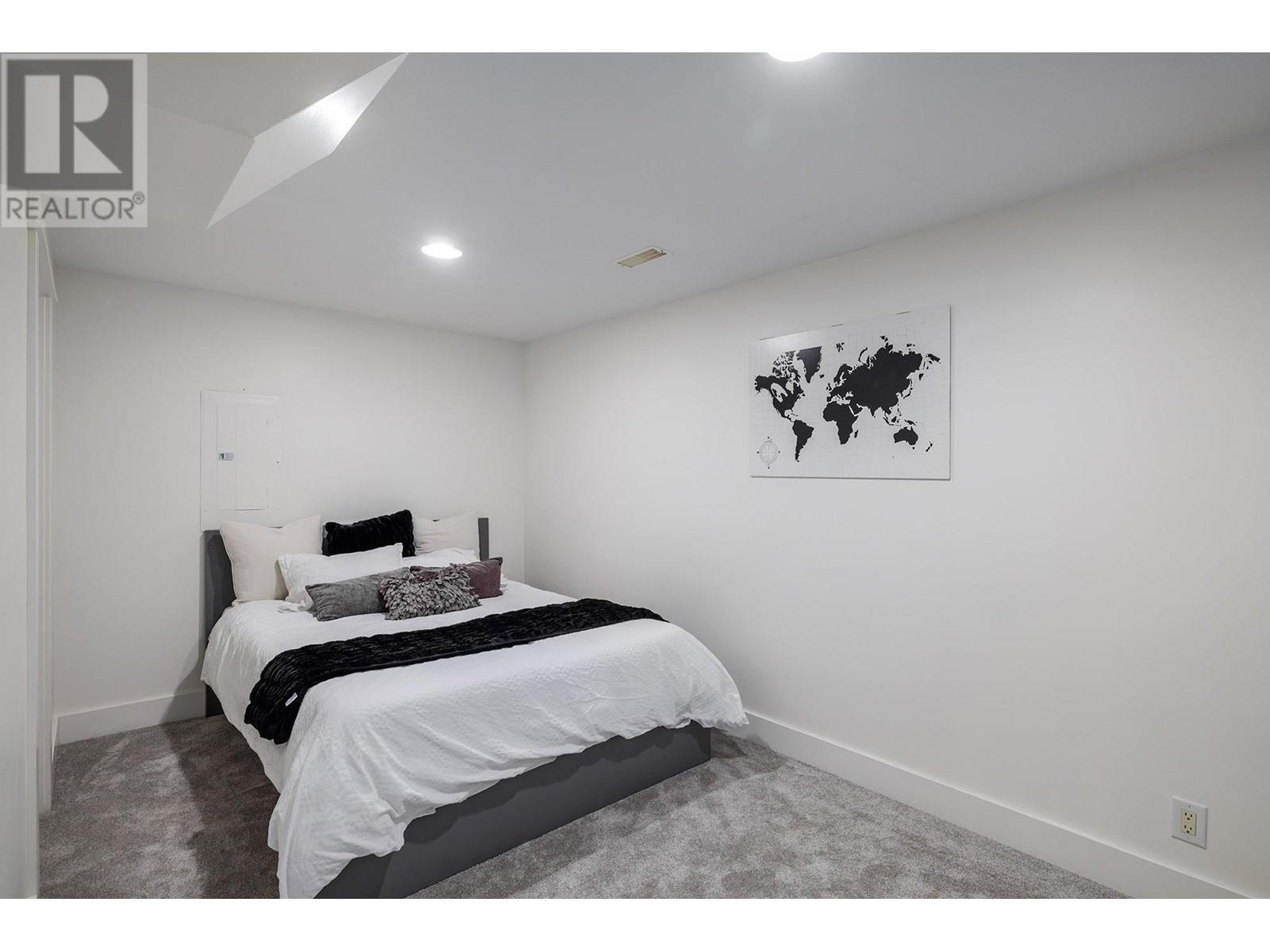  391 McCarren Avenue, Kelowna