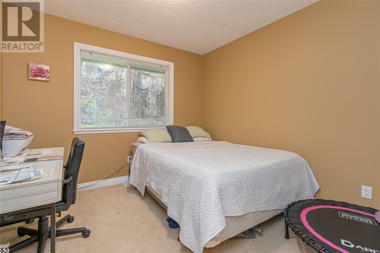 5555 Cliffside Rd, Nanaimo real estate listing 991836