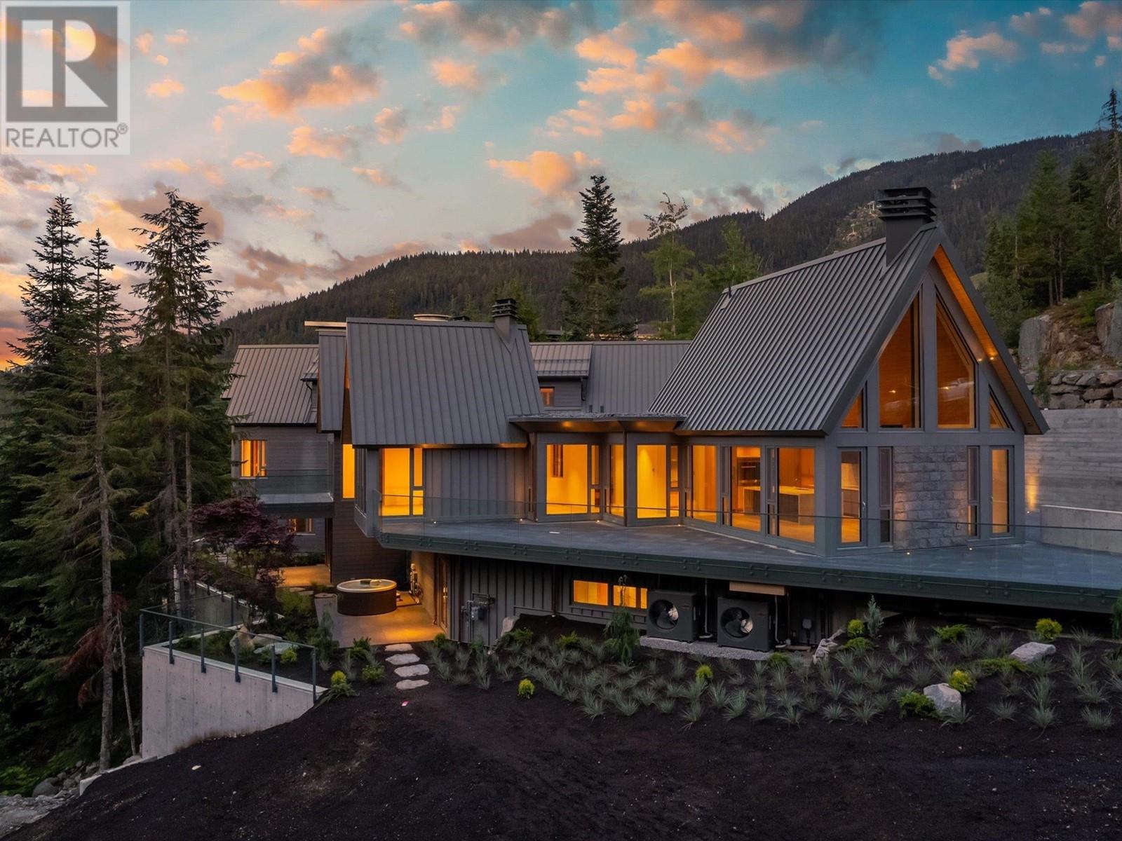 2925 KADENWOOD DRIVE, Whistler real estate listing R2805206