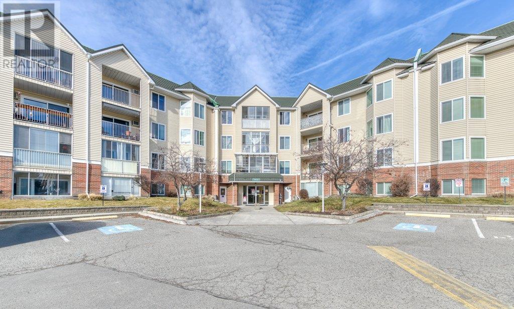 318 769 KLO Road, Kelowna