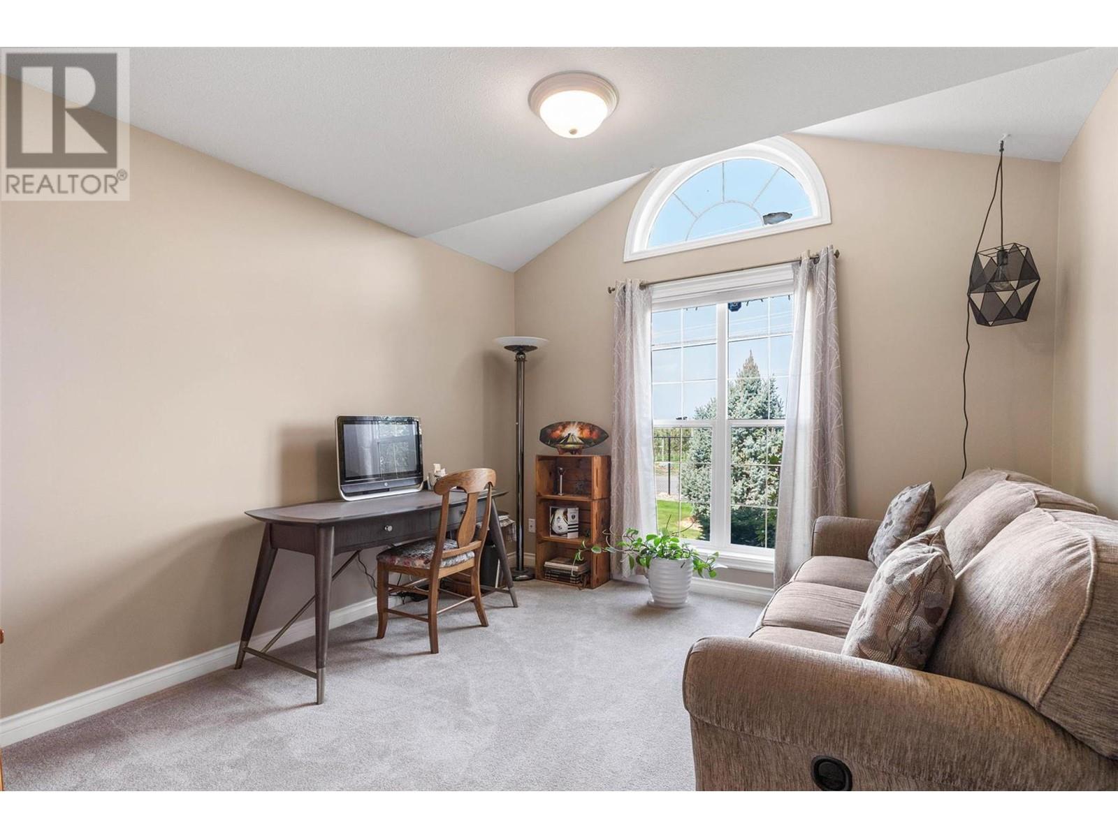 1429-1409 Teasdale Road, Kelowna