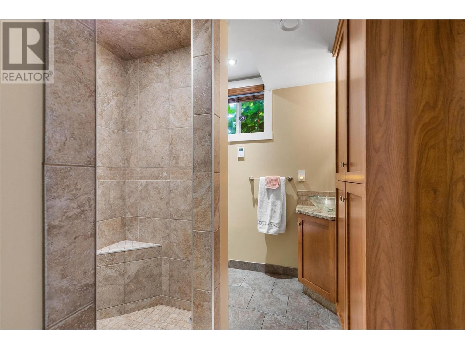 1429-1409 Teasdale Road, Kelowna