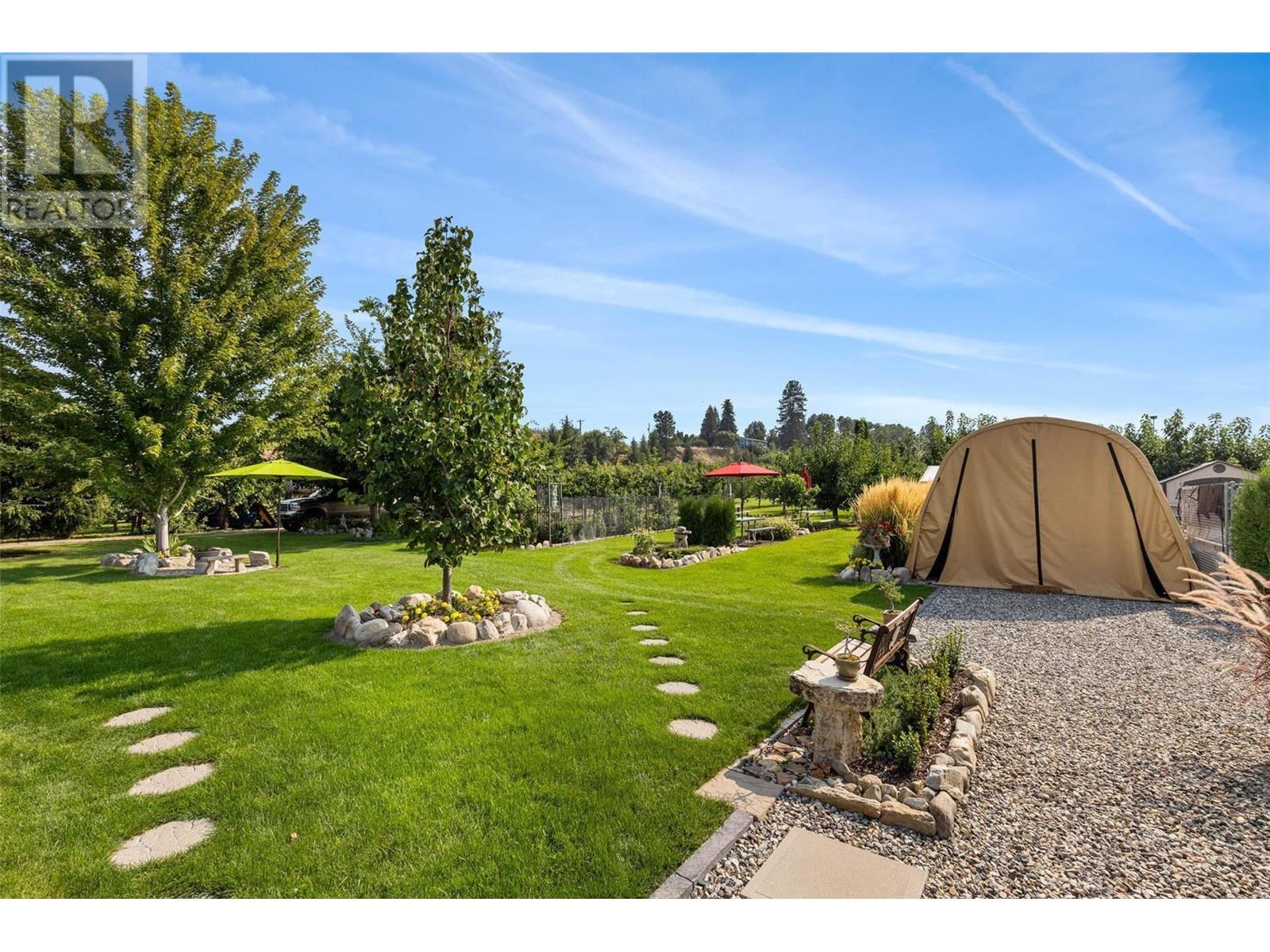 1429-1409 Teasdale Road, Kelowna