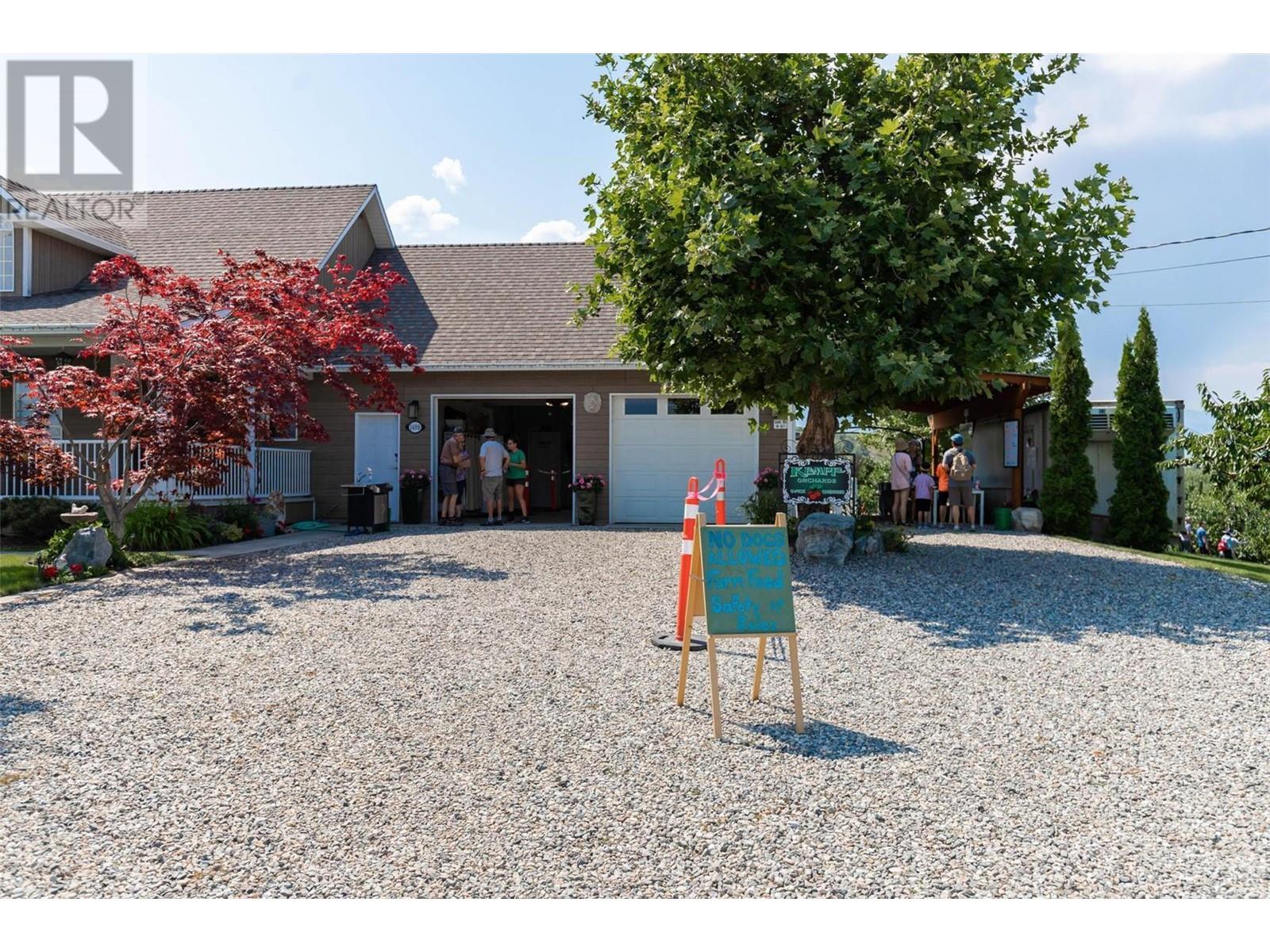 1429-1409 Teasdale Road, Kelowna