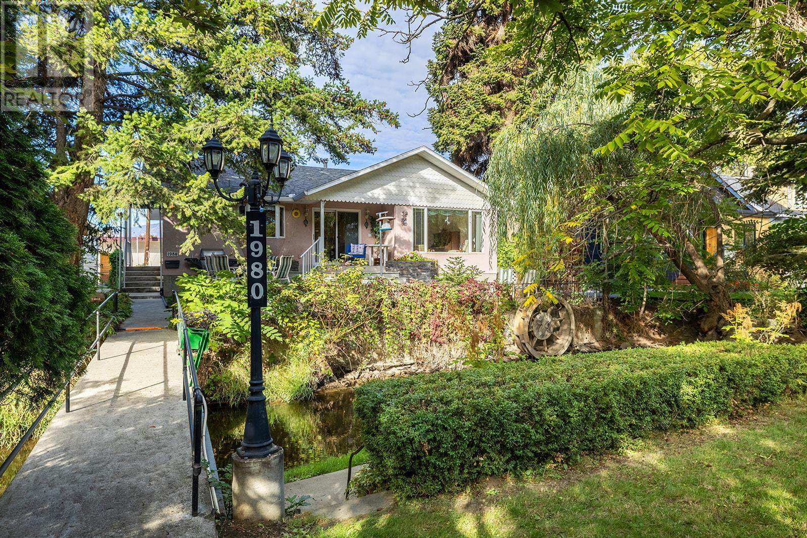  1980 Ethel Street, Kelowna