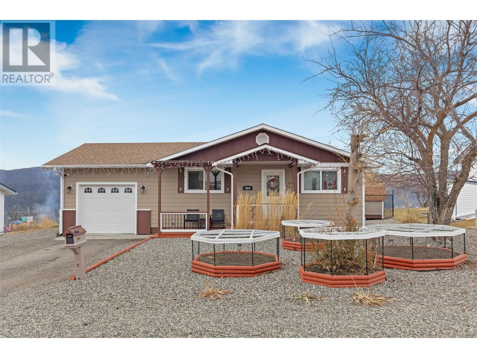 424 Opal Drive, Logan Lake