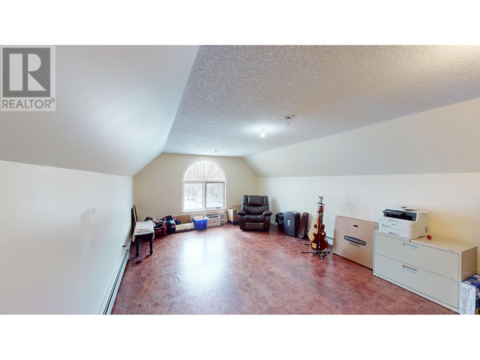 Photo 18 of 13109 Sunnyside Drive, Charlie Lake BC