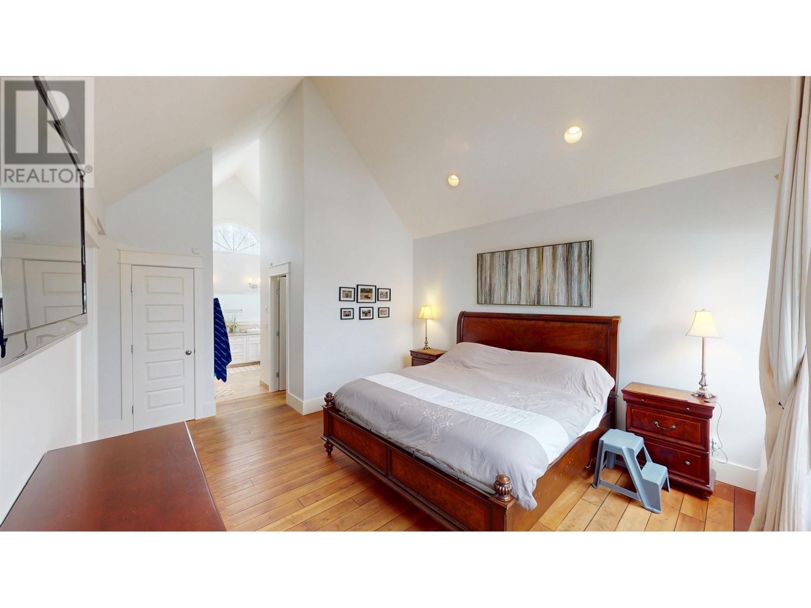 13109 SUNNYSIDE DRIVE - 24
