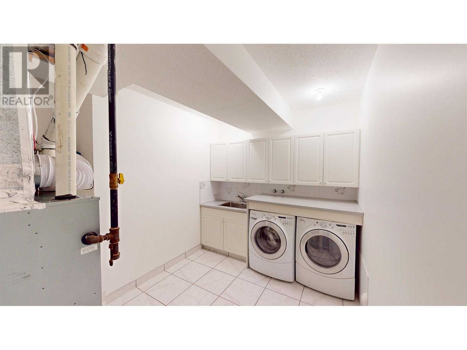 13109 SUNNYSIDE DRIVE - 33