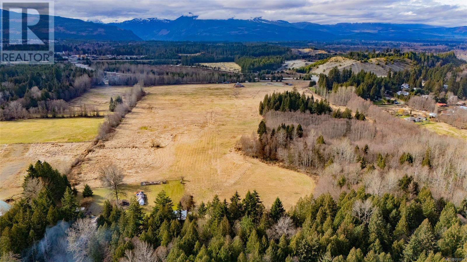 3650 Small Rd, Courtenay