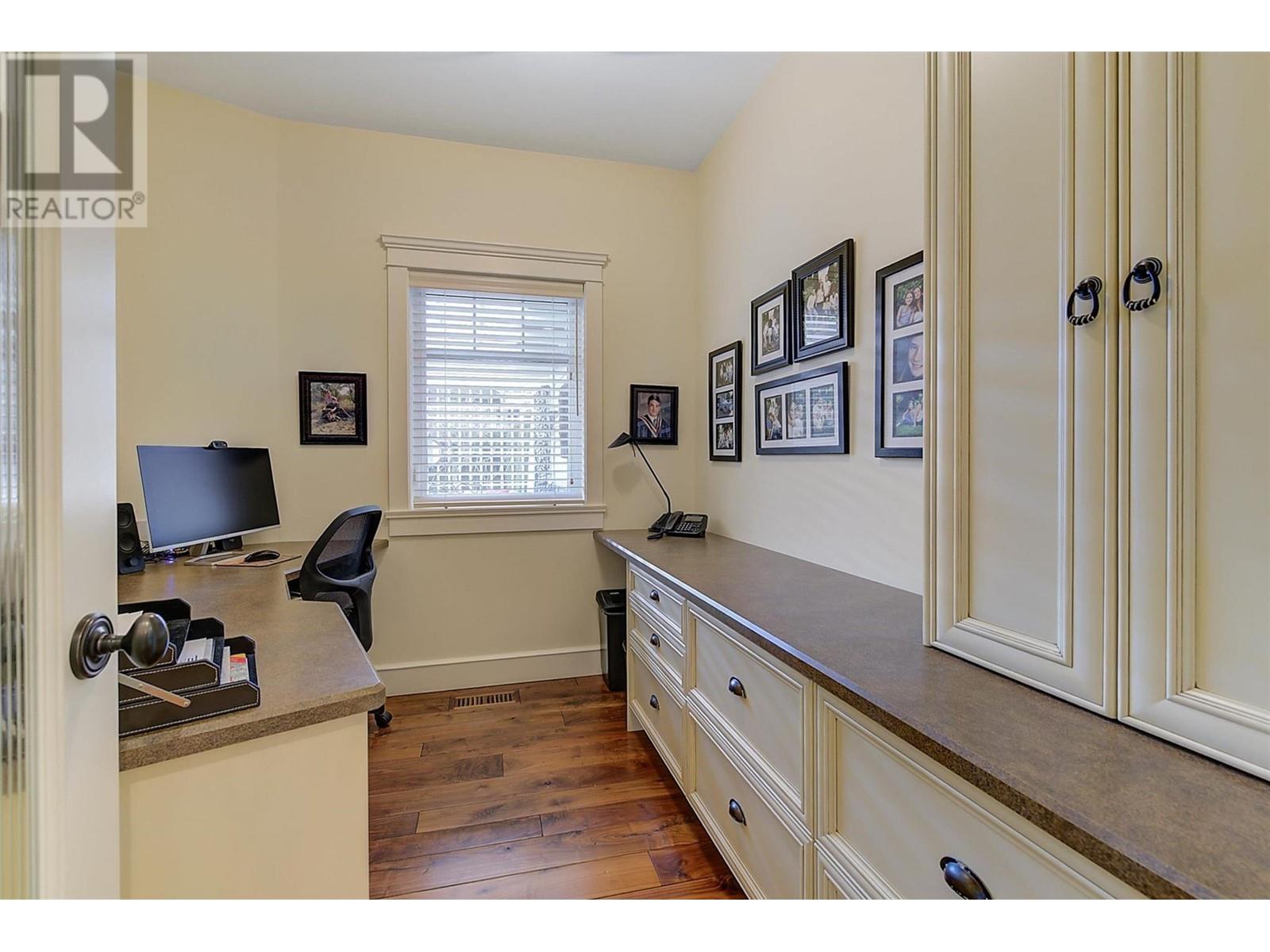  673 Almandine Court, Kelowna