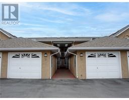 207 320 Brandon Avenue, Penticton