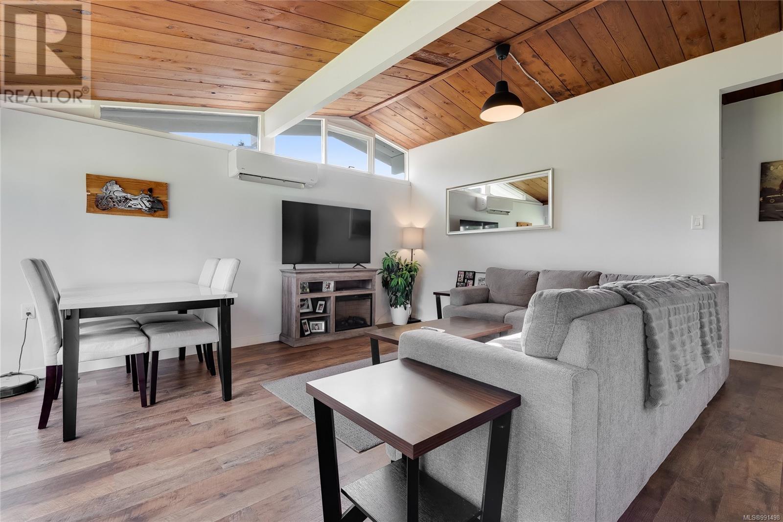 3678 Island Hwy S, Campbell River real estate listing 991498