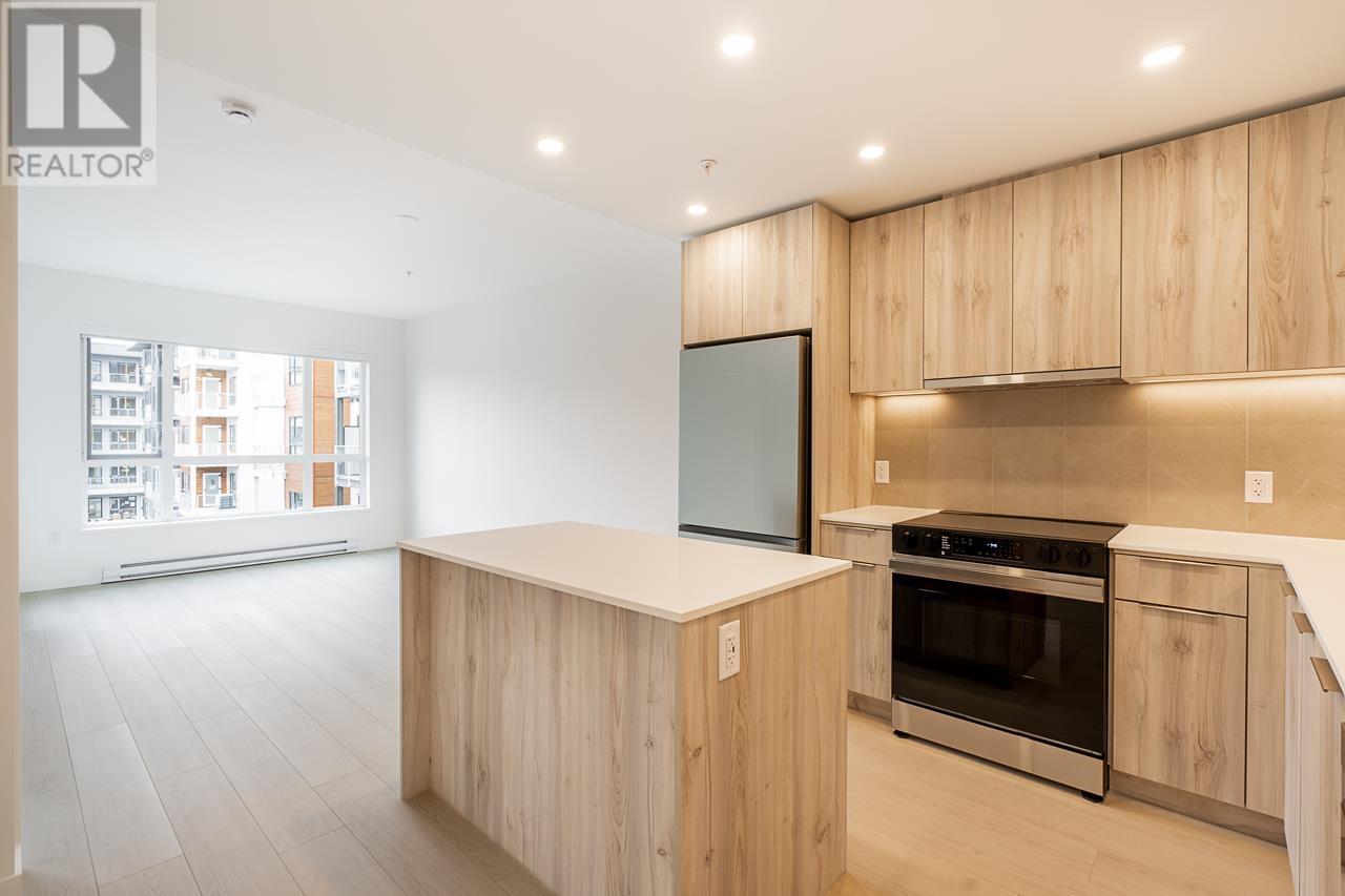 Photo 1 of 403 3596 Malsum Drive, North Vancouver BC