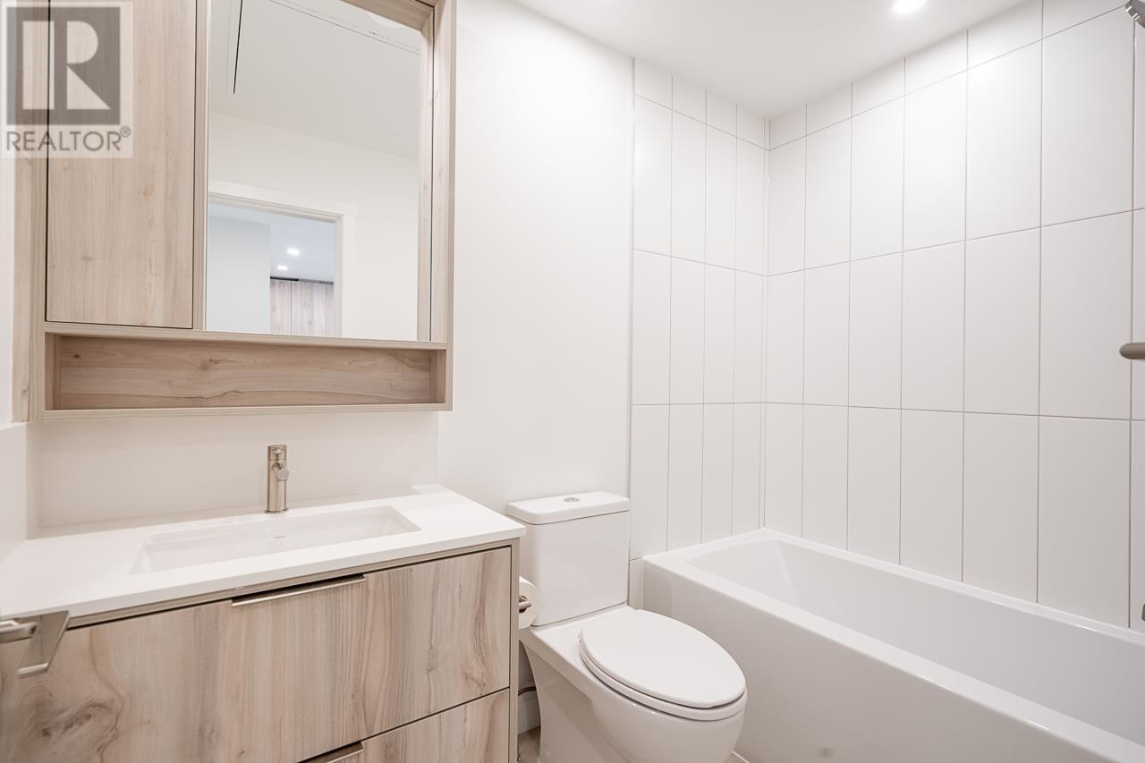 Photo 22 of 403 3596 Malsum Drive, North Vancouver BC