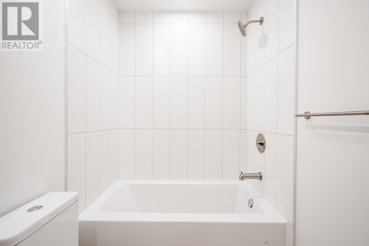 Photo 23 of 403 3596 Malsum Drive, North Vancouver BC