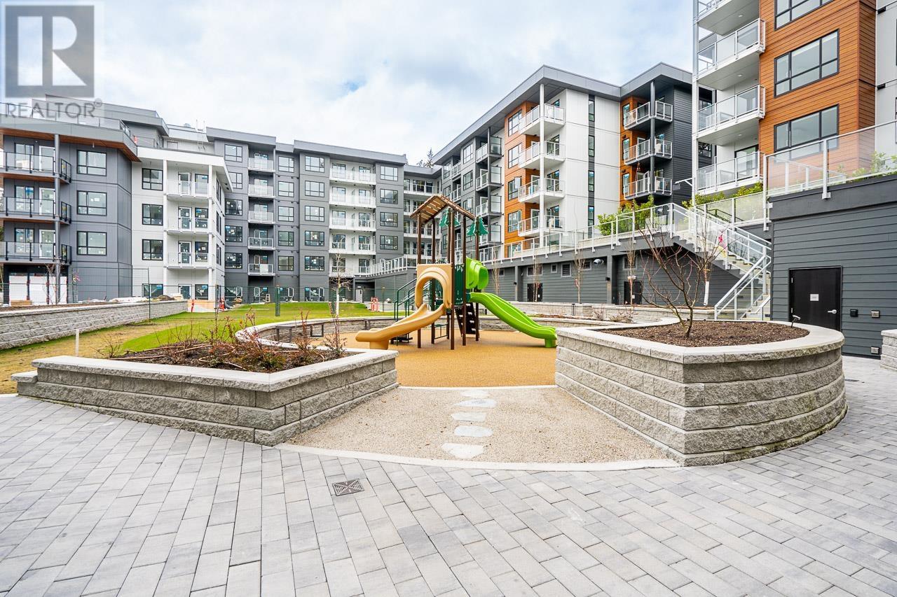 Photo 37 of 403 3596 Malsum Drive, North Vancouver BC